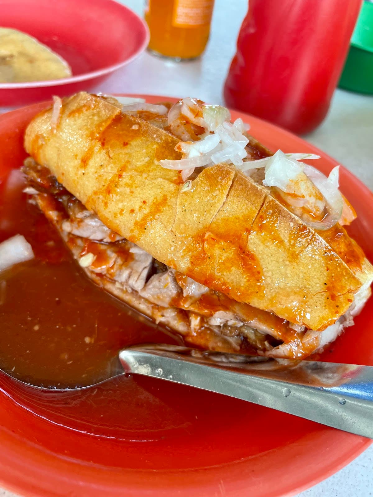 Tortas Ahogadas Arduro en Guadalajara